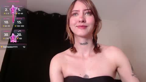 Snapshot of carmennrusso chatting on 01-10-25, 04:33 carmennrusso online show from 01-10-25, 04:33