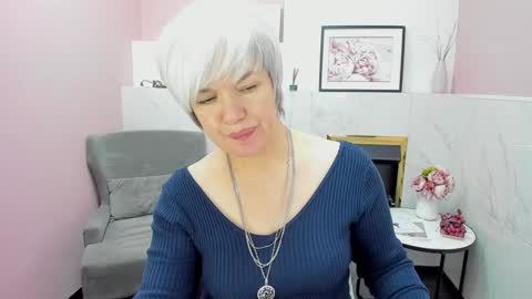 Carmen online show from 12-12-24, 01:32