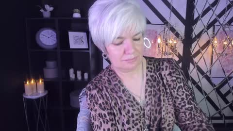 Carmen online show from 12-25-24, 03:08