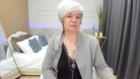 Carmen online show from 01-25-25, 04:13