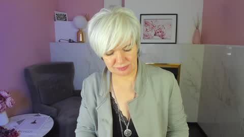 Carmen online show from 02-06-25, 01:16