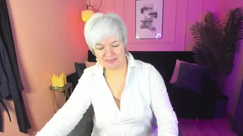 Carmen online show from 02-22-25, 03:12