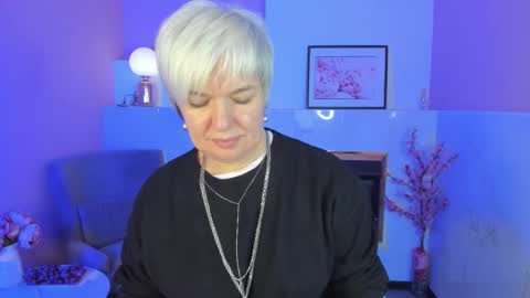 Carmen online show from 09-23-25, 08:45