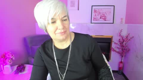 Carmen online show from 10-18-25, 08:53