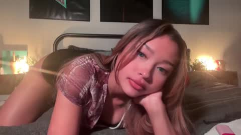 Snapshot of carmenxrose chatting on 02-16-25, 02:53 carmenxrose online show from 02-16-25, 02:53