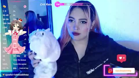 Snapshot of caro_linadorothy chatting on 09-25-25, 12:03 carolina dorothy online show from 09-25-25, 12:03