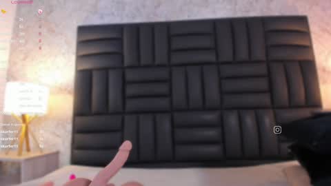    online show from 02-07-25, 08:33