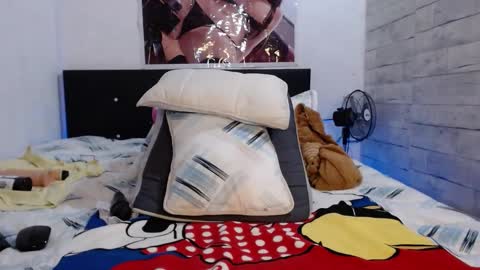 Caro milf  online show from 02-21-25, 06:40