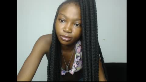 caroline online show from 04-26-26, 04:10