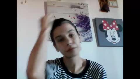 Snapshot of caroisback chatting on 09-28-25, 07:25 caroisback online show from 09-28-25, 07:25