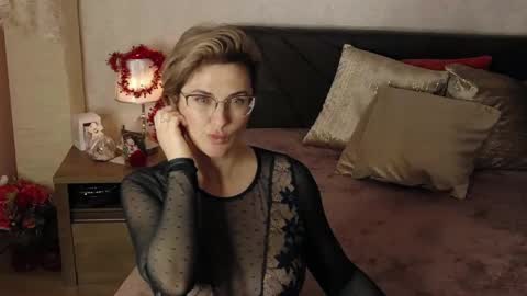 CaroJhones online show from 01-10-25, 06:17