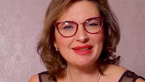 CaroJhones online show from 01-12-26, 05:12