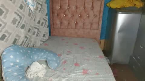 carol_lil1 online show from 02-19-26, 06:42