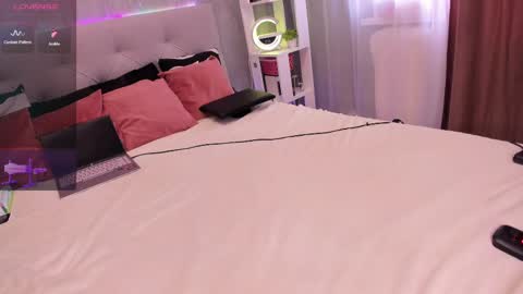 carol_may_ online show from 02-23-25, 04:39