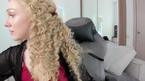 carol_may_ online show from 04-30-26, 06:09