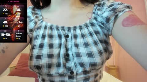 Snapshot of carol_pinter chatting on 01-30-25, 09:25 Carol  online show from 01-30-25, 09:25