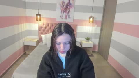 Snapshot of carol_pinter chatting on 02-28-25, 12:52 Carol  online show from 02-28-25, 12:52