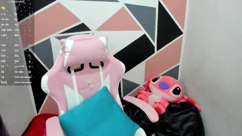 Snapshot of carol_pinter chatting on 09-11-25, 06:08 Carol  online show from 09-11-25, 06:08