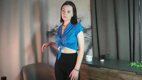 Snapshot of carolannkrager chatting on 10-08-25, 11:08 Hi Im Stasy Glad to see you in my room  PVT is open online show from 10-08-25, 11:08