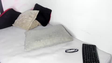 carolay759687 online show from 02-10-25, 09:25