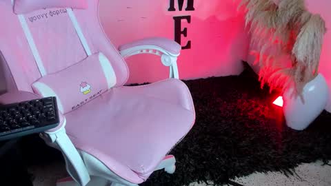 carolay759687 online show from 02-12-25, 06:08