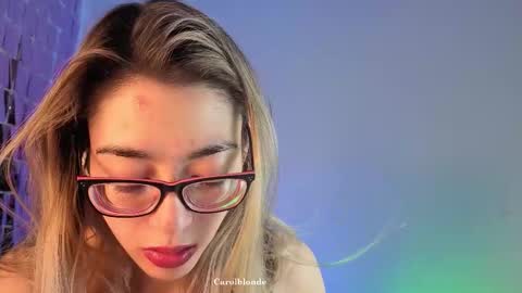 Char online show from 12-21-25, 09:33