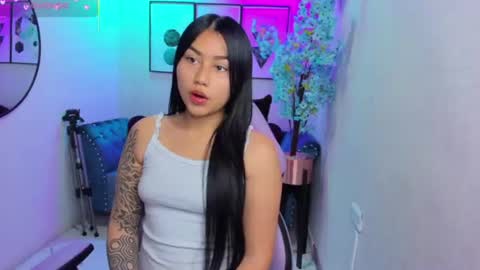 CAROLINA.  online show from 06-12-26, 12:26