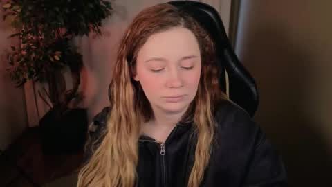 Mira online show from 03-16-26, 05:44