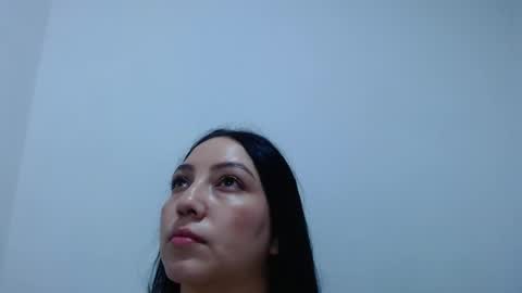 carolina_zabala_19 online show from 04-26-26, 08:50