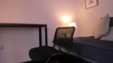  Caroline  online show from 02-21-26, 11:44