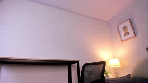  Caroline  online show from 03-26-26, 11:38