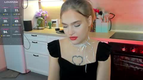 Caro online show from 12-13-24, 11:28