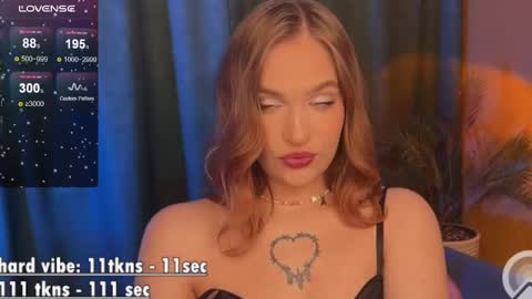 Caro online show from 03-06-25, 11:09