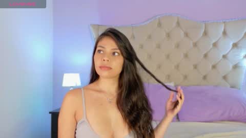 Caroline online show from 02-02-26, 08:07