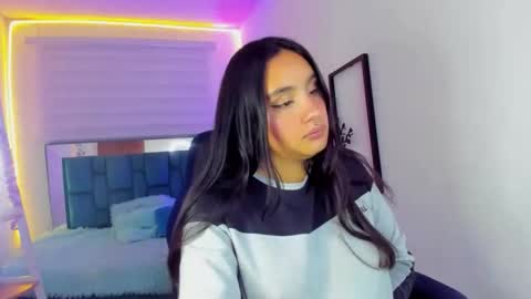 caroline_rodriguez_9 online show from 09-10-25, 03:17