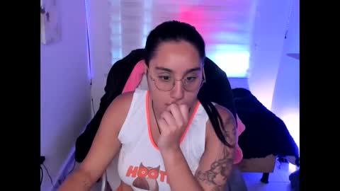 caroline_rodriguez_9 online show from 02-17-26, 06:58