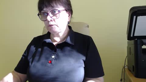 CarolineDream  online show from 09-24-25, 06:17