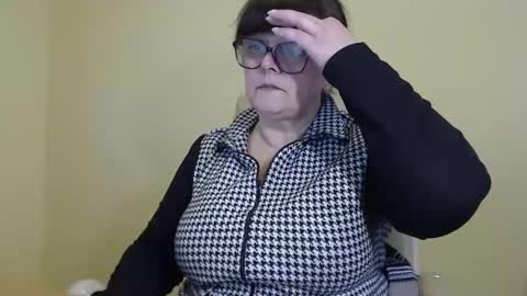 CarolineDream  online show from 10-13-25, 05:18