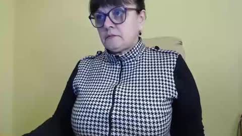 CarolineDream  online show from 10-24-25, 09:28