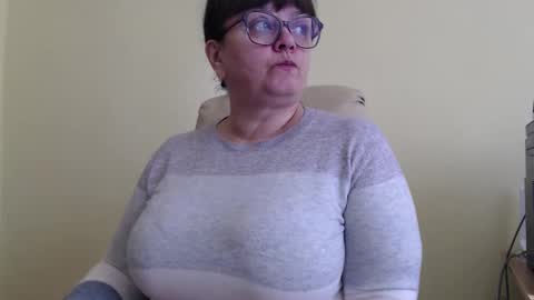 CarolineDream  online show from 10-30-25, 07:10