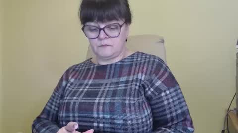 CarolineDream  online show from 11-17-25, 06:19