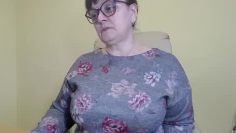 CarolineDream  online show from 11-26-25, 06:36