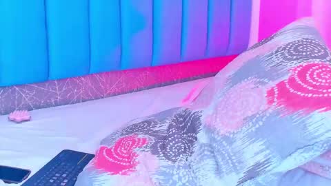 CarolineeGarcia online show from 03-12-25, 05:07