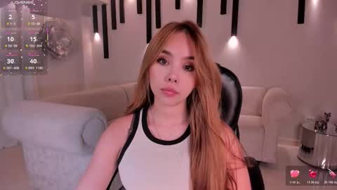 Snapshot of carolinegrace_ chatting on 10-17-25, 10:18 Caro online show from 10-17-25, 10:18