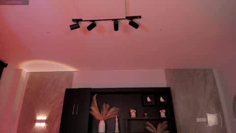 Snapshot of carolinegrace_ chatting on 12-04-25, 09:51 Caro online show from 12-04-25, 09:51