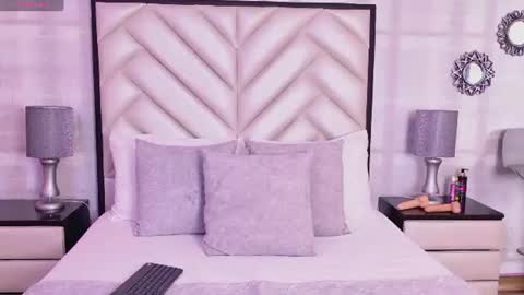 Caroline Olsenn online show from 07-11-26, 12:41