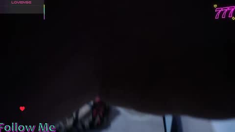 Snapshot of carolinhe_ chatting on 05-22-26, 08:47 Carolinhe online show from 05-22-26, 08:47