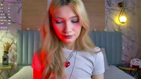 Snapshot of carolreeves chatting on 02-10-25, 05:47 Carol online show from 02-10-25, 05:47