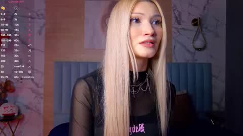 Snapshot of carolreeves chatting on 10-14-25, 10:05 Carol online show from 10-14-25, 10:05