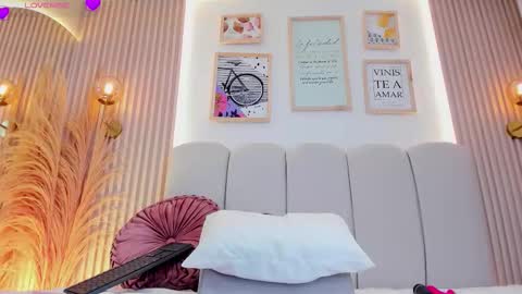 Carol Rivera  online show from 10-11-25, 04:38